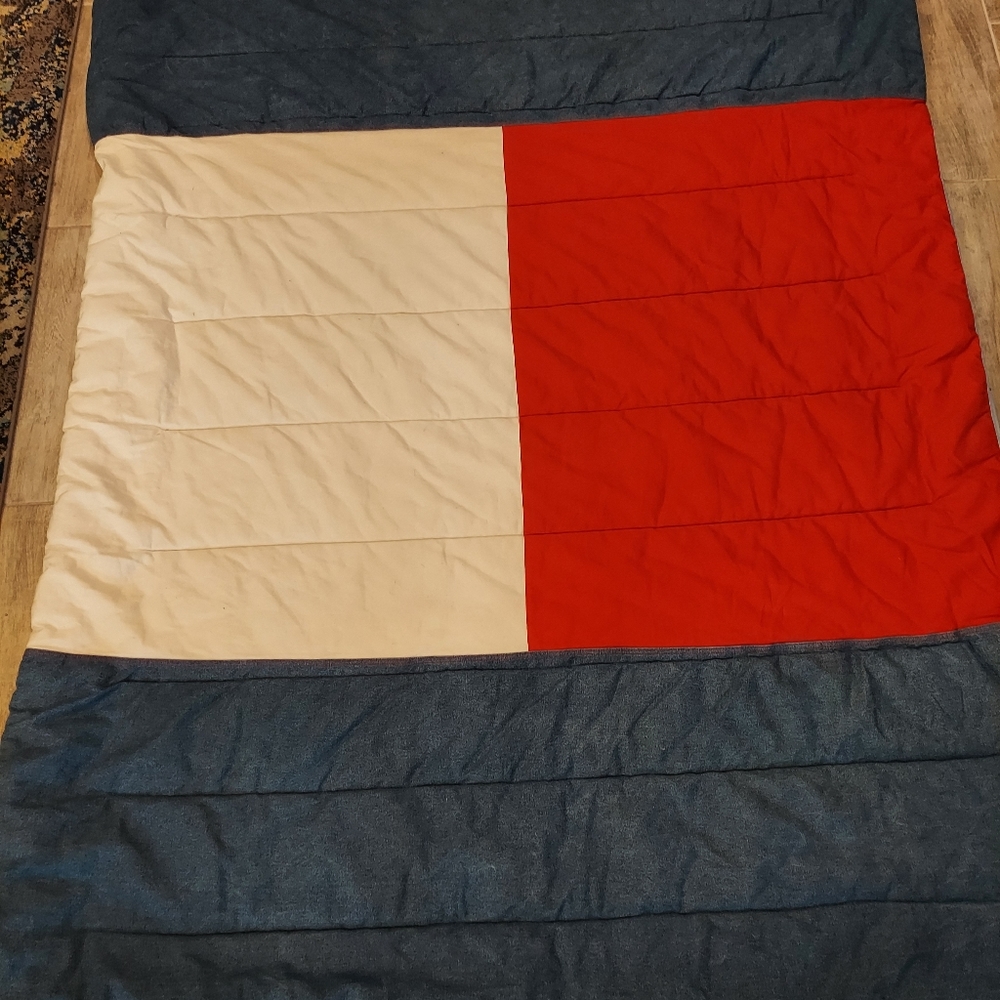 Queen Comforter Tommy HILFIGER Nautical theme